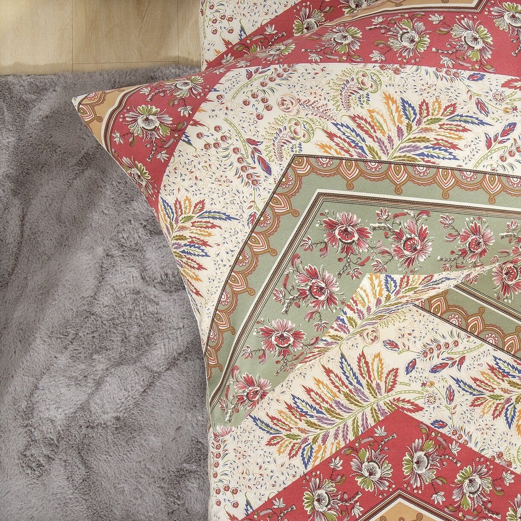 DaDa Bedding Bohemian Cranberry Sage Chevron Floral Queen Size Pillow