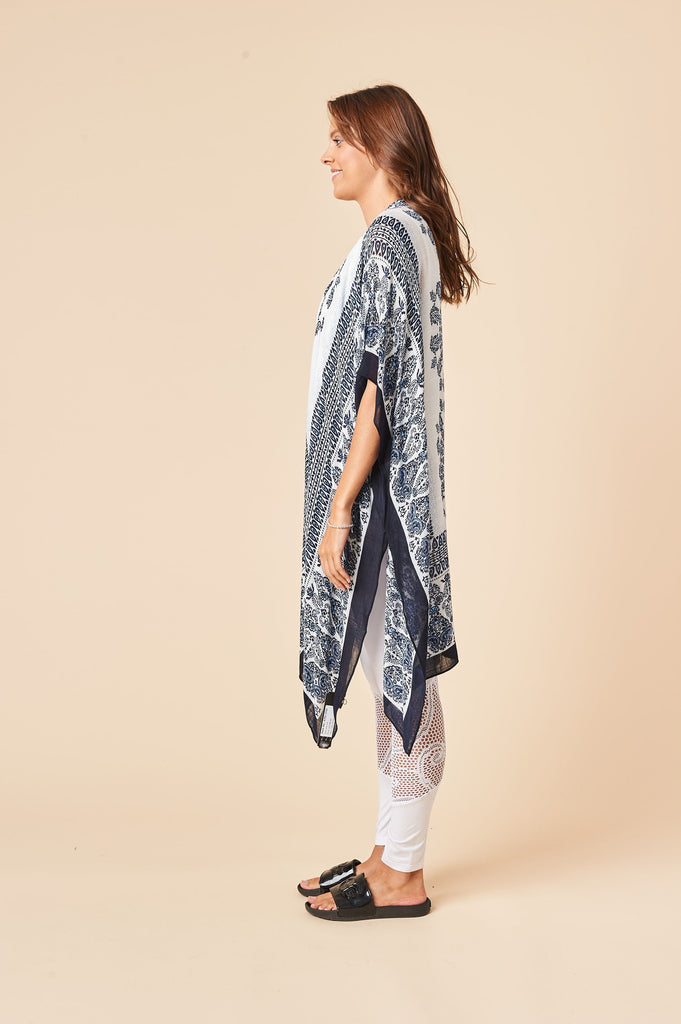 THE BOHEMIAN KIMONO IN BLUE & WHITE