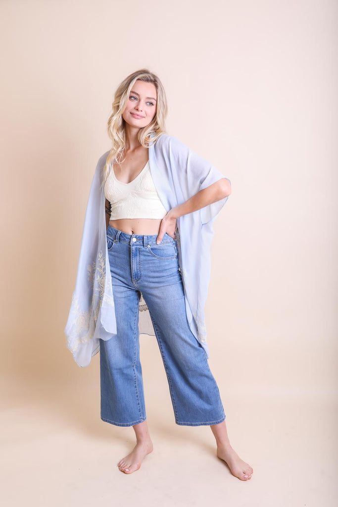 Chic Embroidered Kimono – Sophisticated Floral Design
