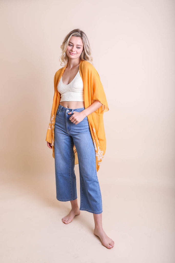 Chic Embroidered Kimono – Sophisticated Floral Design