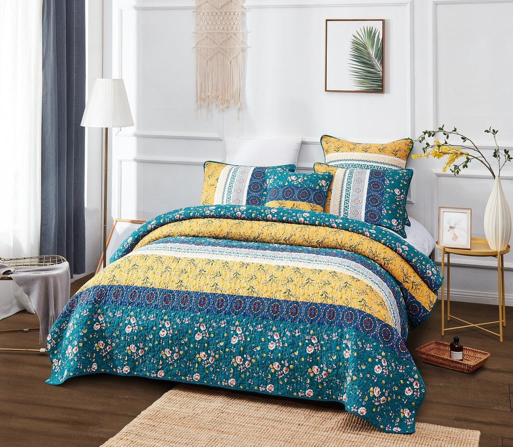 DaDa Bedding Bohemian Patchwork Bed of Wild Flowers Floral Gardenia